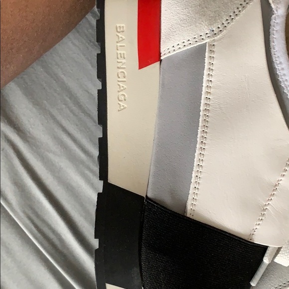 Balenciaga Runner’s - Picture 4 of 5